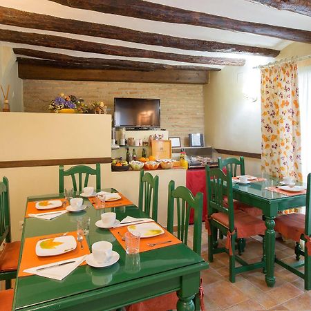 Hotel Villa San Jorge Azanúy Екстериор снимка