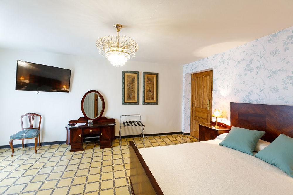Hotel Villa San Jorge Azanúy Екстериор снимка
