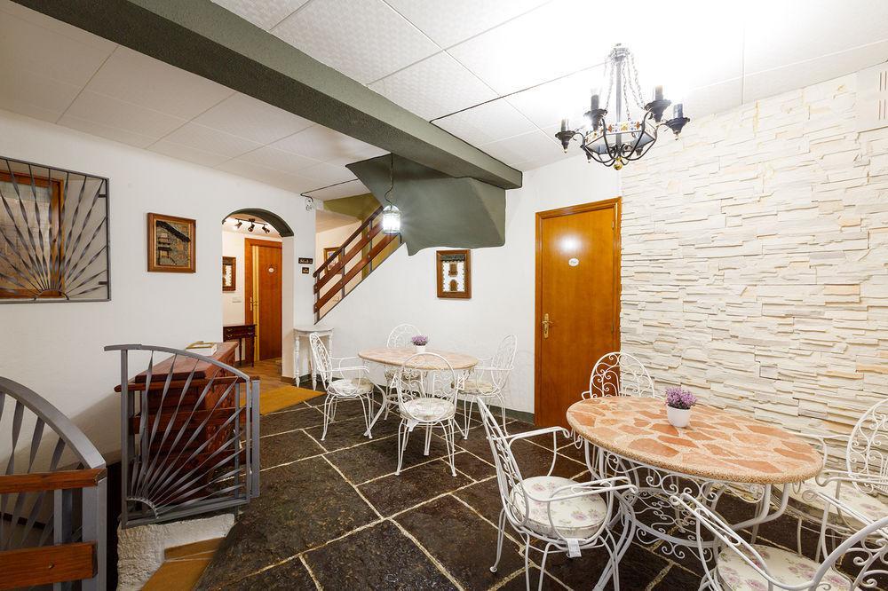 Hotel Villa San Jorge Azanúy Екстериор снимка